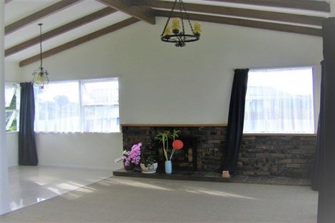 Photo of property in 7 Cheryl Place, Hillcrest, Auckland, 0627