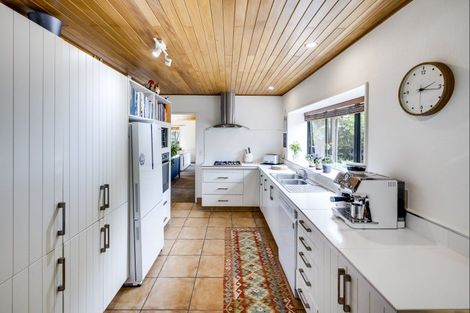 Photo of property in 5a Tauroa Road, Havelock North, 4130