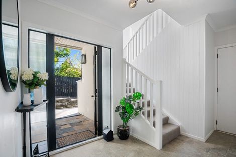 Photo of property in 29a Ngaiwi Street, Orakei, Auckland, 1071