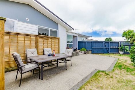 Photo of property in 76 Gray Avenue, Paraparaumu Beach, Paraparaumu, 5032