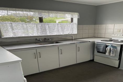 Photo of property in 6/31 Trentham Road, Papakura, 2110
