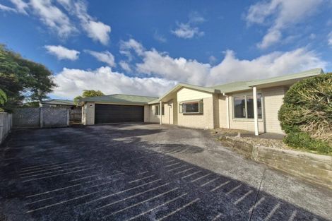 Photo of property in 26 Karamea Street, Whalers Gate, New Plymouth, 4310