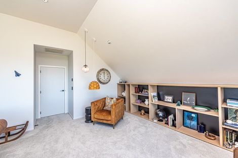 Photo of property in 24 Golf Vue Place, Castlecliff, Whanganui, 4501