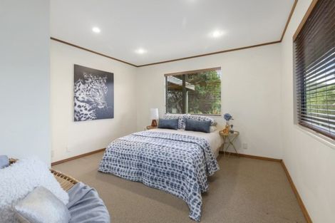 Photo of property in 16 Haast Close, Kelson, Lower Hutt, 5010