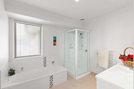 Photo of property in 40 Karo Street, Ruakaka, 0116