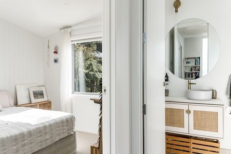 Photo of property in 10a Government Road, Raglan, 3225