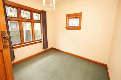 Photo of property in 16 Karamu Avenue, Takaro, Palmerston North, 4410