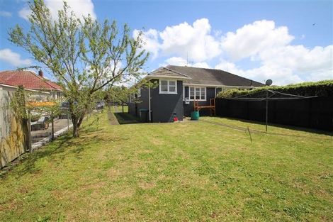 Photo of property in 64 Tripoli Road, Panmure, Auckland, 1072