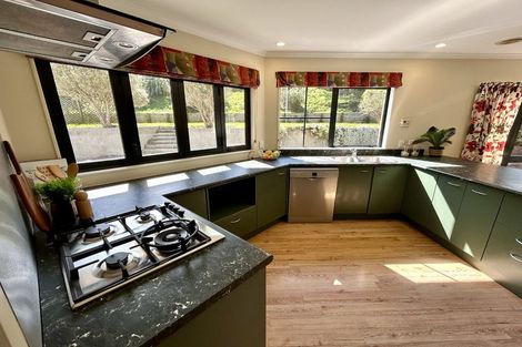 Photo of property in 13 Kilkelly Close, Tawa, Wellington, 5028
