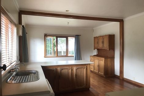 Photo of property in 17 Boyd Avenue, Mangere Bridge, Auckland, 2022