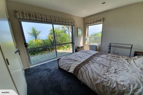 Photo of property in 24 Signallers Grove, Strathmore Park, Wellington, 6022