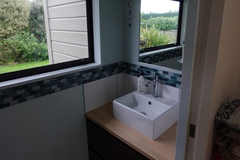 Photo of property in 86 Gladstone Road, Levin, 5571