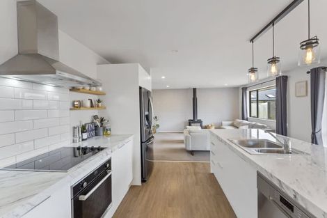 Photo of property in 4 Fearne Drive, Woodend, 7610