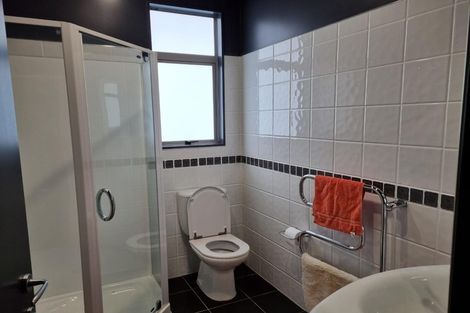 Photo of property in 6 Cromarty Place, Papakowhai, Porirua, 5024