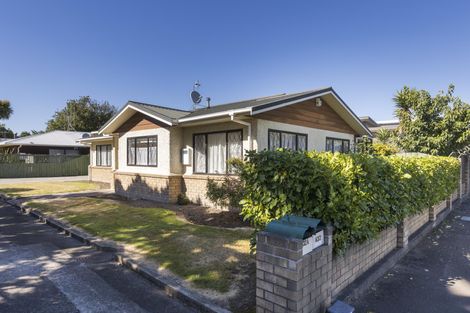 Photo of property in 432 College Street, Hokowhitu, Palmerston North, 4410