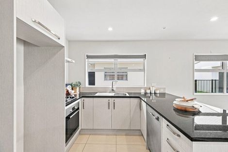 Photo of property in 2/33 Elizabeth Street, Riccarton, Christchurch, 8041