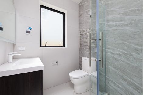 Photo of property in 11a Endurance Rise, Orewa, 0931