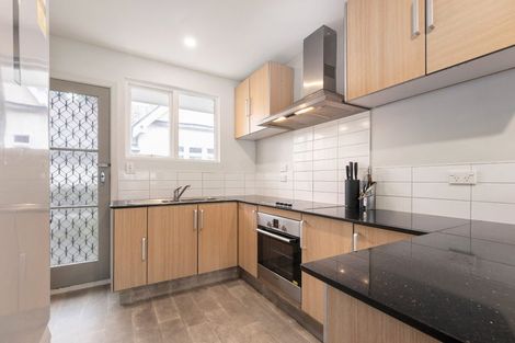 Photo of property in 2/97 Champion Street, Edgeware, Christchurch, 8013