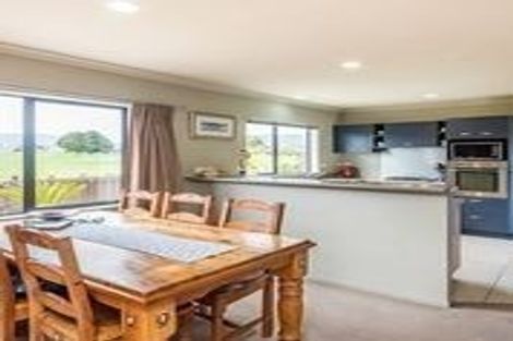 Photo of property in 5 Central Park, Paraparaumu Beach, Paraparaumu, 5032