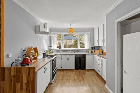 Photo of property in 5 Price Street, Westown, New Plymouth, 4310