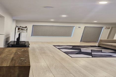 Photo of property in 29a Fruitvale Road, New Lynn, Auckland, 0600