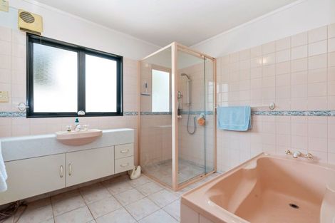 Photo of property in 122 Mill Road, Kensington, Whangarei, 0112