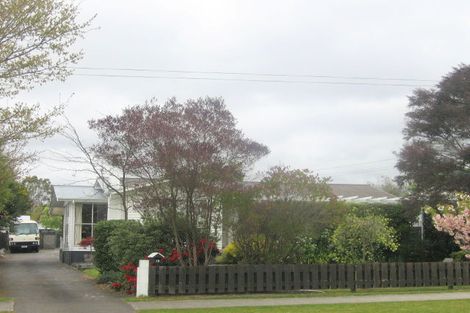 Photo of property in 12 Frederick Street, Two Mile Bay, Taupo, 3330