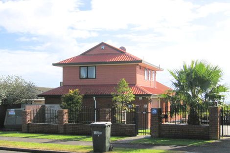 Photo of property in 3 Greenstone Place, Clover Park, Auckland, 2019