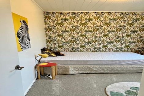 Photo of property in 24 Point Street, Raglan, 3225