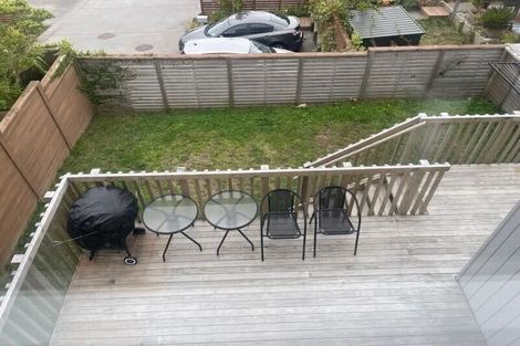 Photo of property in 17 Seafarer Crescent, Stanmore Bay, Whangaparaoa, 0932