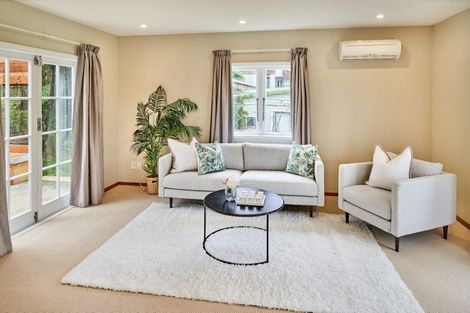 Photo of property in 25 Kiriwai Road, Paremata, Porirua, 5024