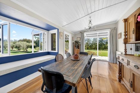 Photo of property in 14 Campbell Drive, Martinborough, 5711