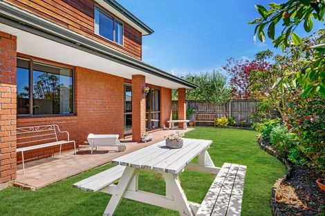 Photo of property in 2/18 Wentworth Street, Ilam, Christchurch, 8041