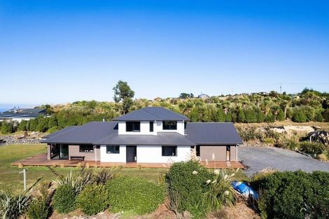 Photo of property in 47 Tunnel Beach Road, Blackhead, Dunedin, 9076