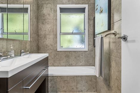 Photo of property in 89a Memorial Avenue, Ilam, Christchurch, 8053