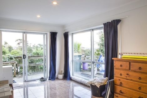 Photo of property in 76 Manuka Road, Glenfield, Auckland, 0629