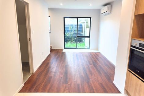 Photo of property in 44d Cyclarama Crescent, Massey, Auckland, 0614