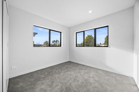 Photo of property in 40c Trentham Road, Papakura, 2110