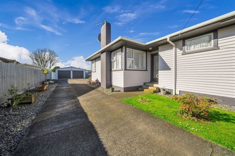Photo of property in 8 Maire Street, Hawera, 4610