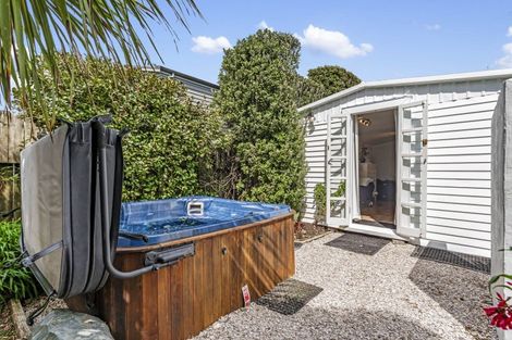 Photo of property in 34 Washington Avenue, Glendowie, Auckland, 1071