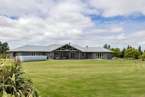 Photo of property in 61 Loburn Whiterock Road, Loburn, Rangiora, 7472