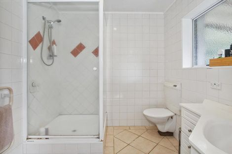 Photo of property in 112a Mcrobbie Road, Kingseat, Papakura, 2580