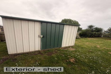 Photo of property in 2 Marne Road, Papakura, 2110