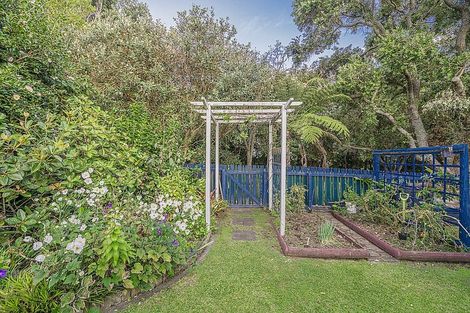 Photo of property in 12 Marina Way, Athenree, Katikati, 3177