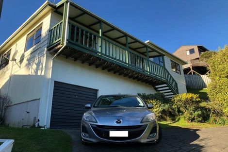 Photo of property in 10 Tullamore Way, Johnsonville, Wellington, 6037