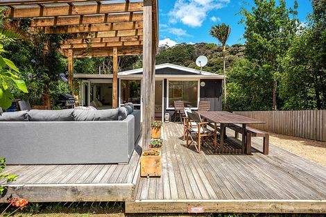 Photo of property in 21 Frank Street, Oneroa, Waiheke Island, 1081