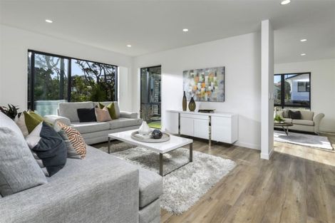 Photo of property in 14 Sauterne Road, Kumeu, 0810