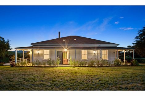 Photo of property in 72 Hermitage Road, Waiuku, 2682