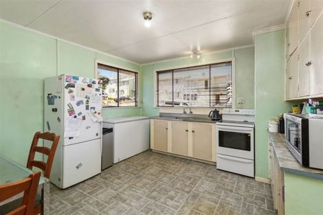 Photo of property in 45 Waihemo Street, Waitangirua, Porirua, 5024