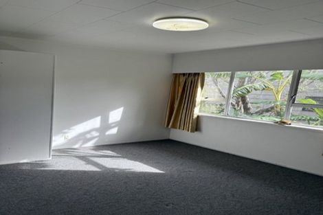 Photo of property in 30 Killarney Avenue, Torbay, Auckland, 0630